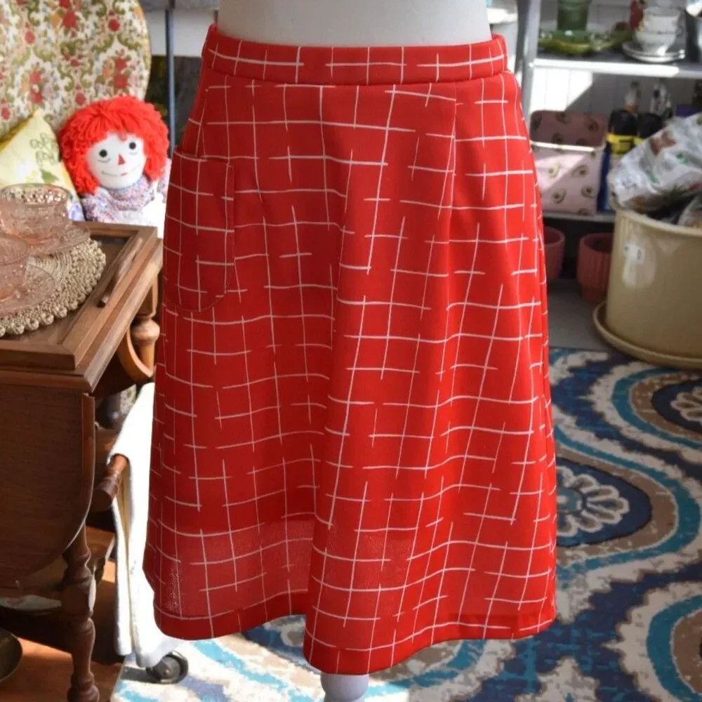 Vintage 70s Tucket Sportswear Red Mod Skort Grid Print A-Line Size Medium